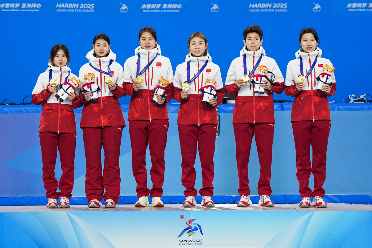 包含韩国女足轻松获胜，成功晋级足协杯八强的词条